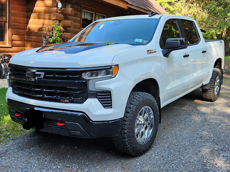 2023 Chevrolet Silverado Fuel Offroad Maverick D536 18x9 Goodyear Wrangler Duratrac 275 70r18 