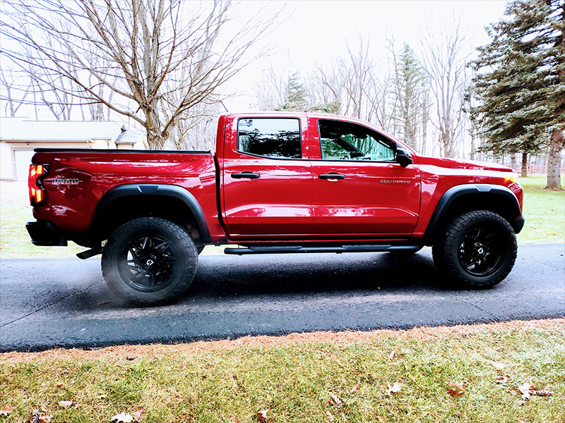 2023 Chevy Colorado Trail Boss Gear Offroad Ratio 761 20x9 Cooper Discoverer At3 Rough Country 2in Lift 