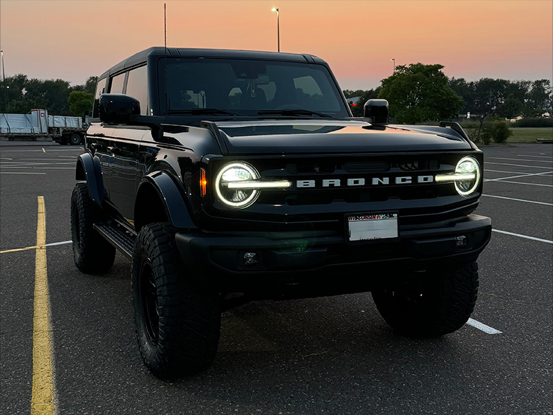 2024 Ford Bronco Kmc Km542 18x9 Nitto Ridge Grappler 35x12 50r18 